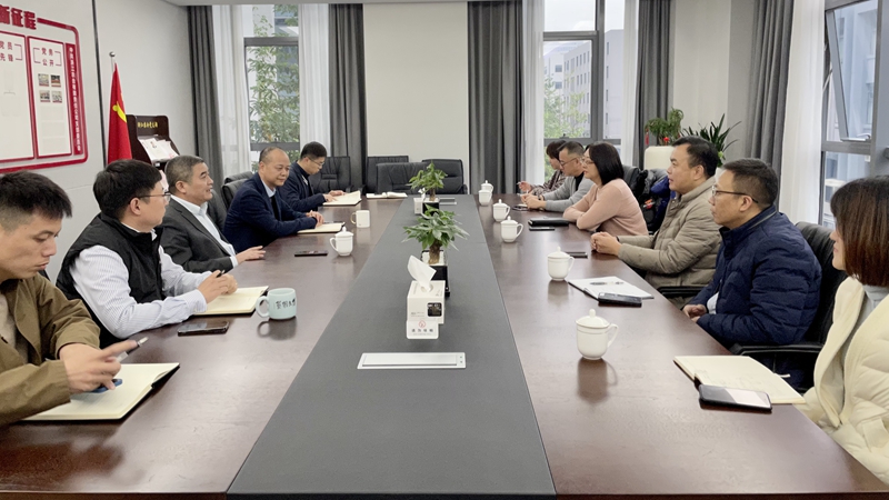 省糧油進(jìn)出口公司總經(jīng)理宋耀華、益海嘉里浙江公司總經(jīng)理杜海濤一行到訪浙江農(nóng)合