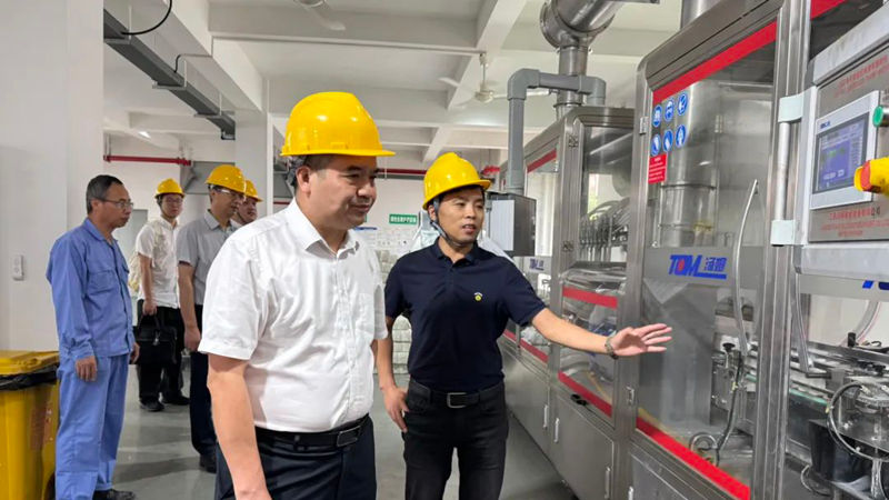 省供銷社黨委委員、監(jiān)事會主任童日暉赴浙農(nóng)下屬成員企業(yè)調(diào)研